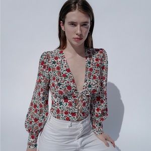 **SOLD** REALISATION PAR The Bennie Top in White Batik